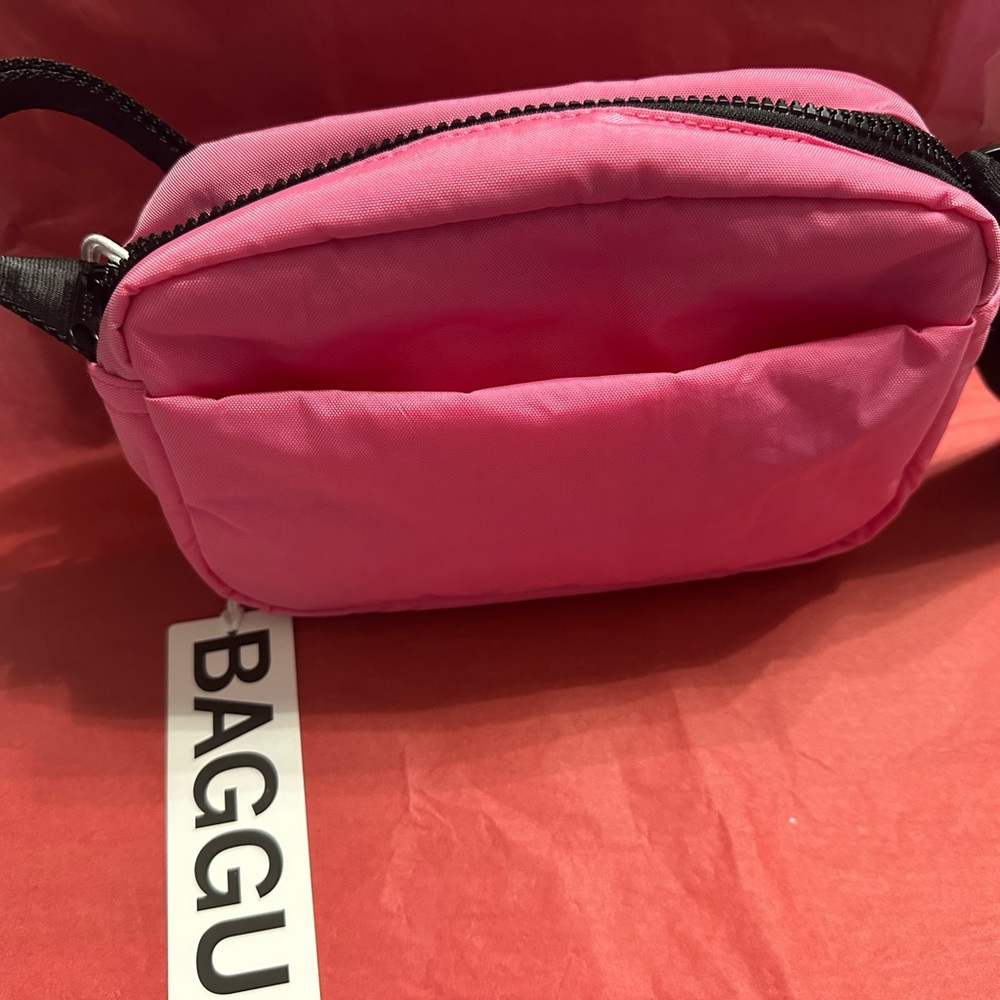 Baggu Vibrant Pink Crossbody Bag